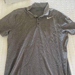 Men’s Nike golf shirt large